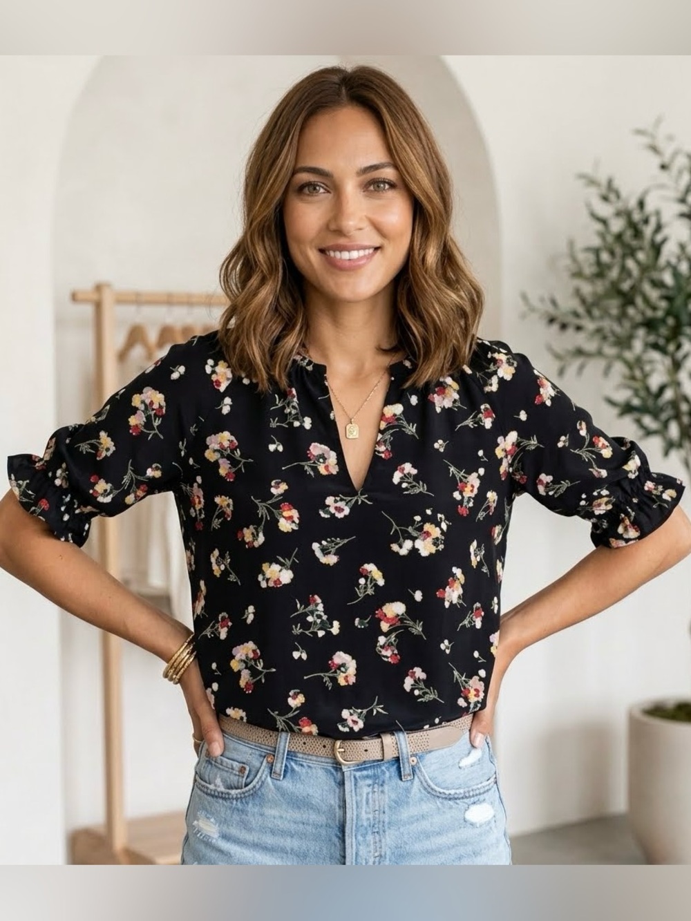 Madewell 100% Silk Notched Ruffle-Cuff Top Blouse, Floral Black, Size S